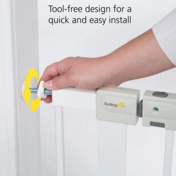 Safety 1st Easy Install Auto-Close Gate Hot