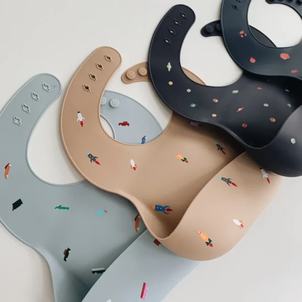 Mushie Silicone Baby Bib - Numbers Black Hot