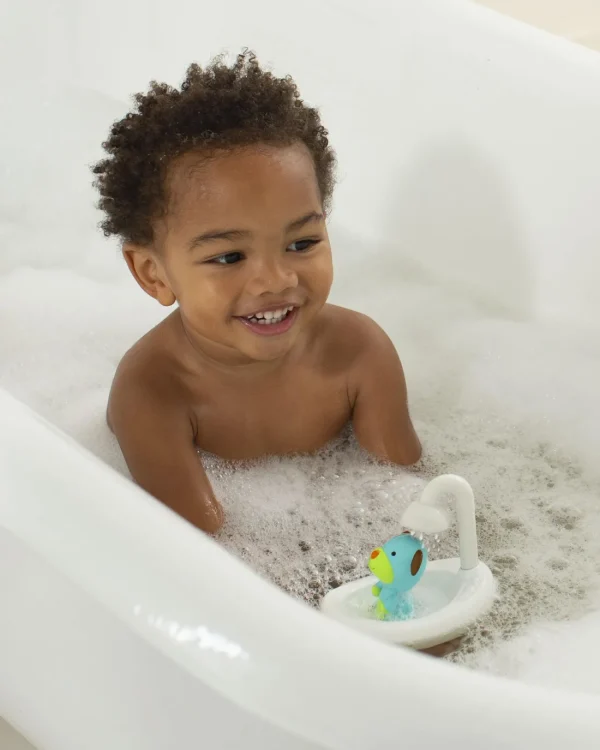 Skip Hop Zoo Squeeze & Shower Dog Fashion